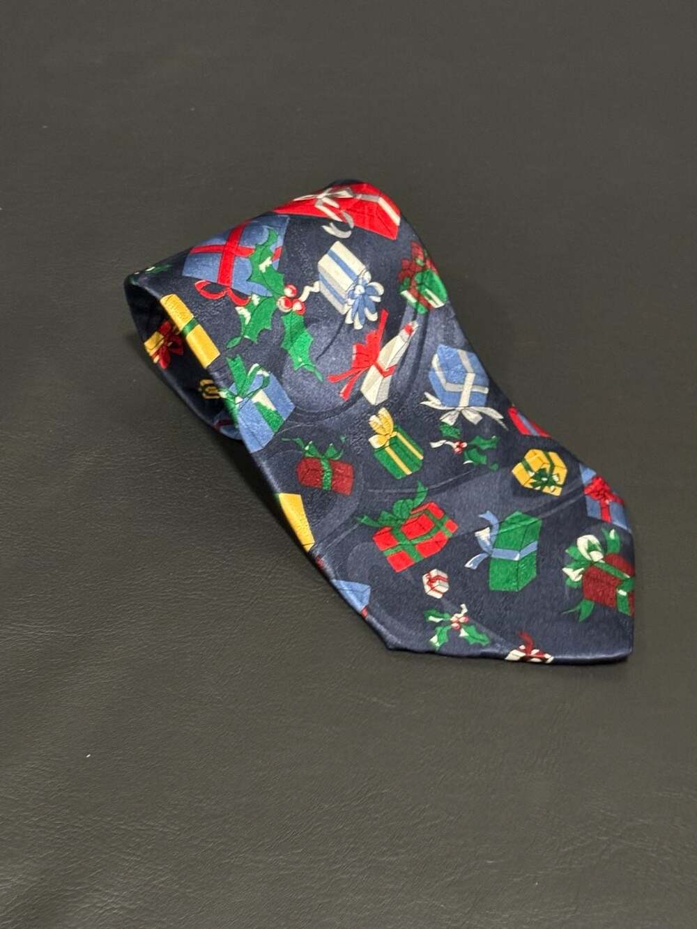 Zylos Gold George Machado Christmas Gift Boxes Silk Necktie Blue